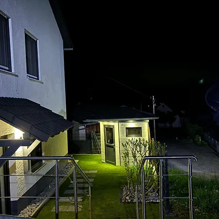 Zirben - Wellness In Bayern L Altmuehltal L Privater Whirlpool & Sauna L Dtv 5 Sterne Fuer Paare Und Familie Monheim (Bavaria)